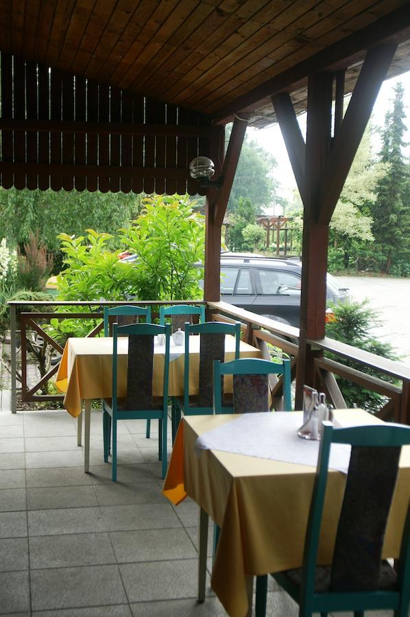 Zajazd Duet Radzymin Exterior photo