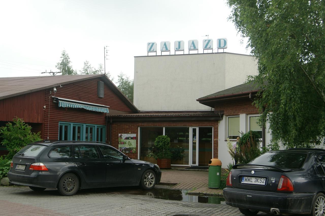 Zajazd Duet Radzymin Exterior photo